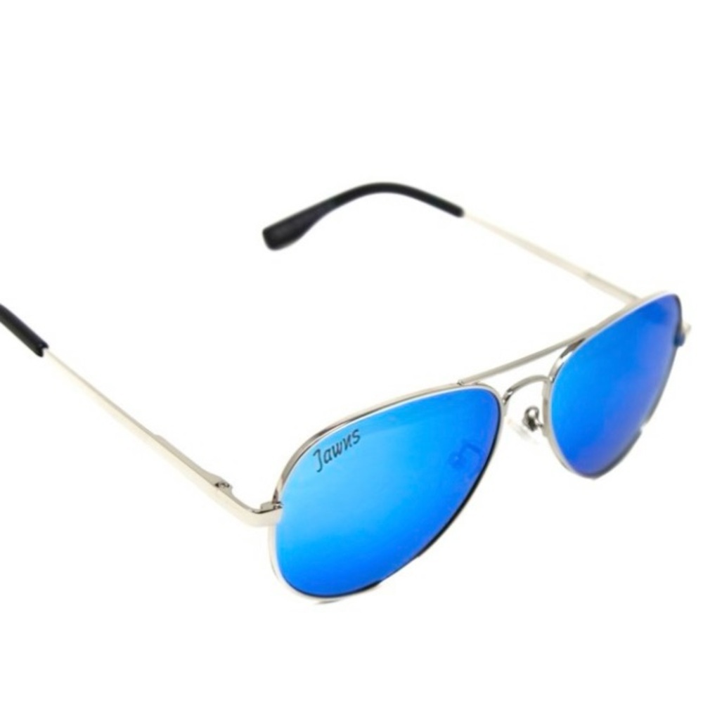 Tinted Jawns Blue Polarized Aviators!! New with Case💙🕶️